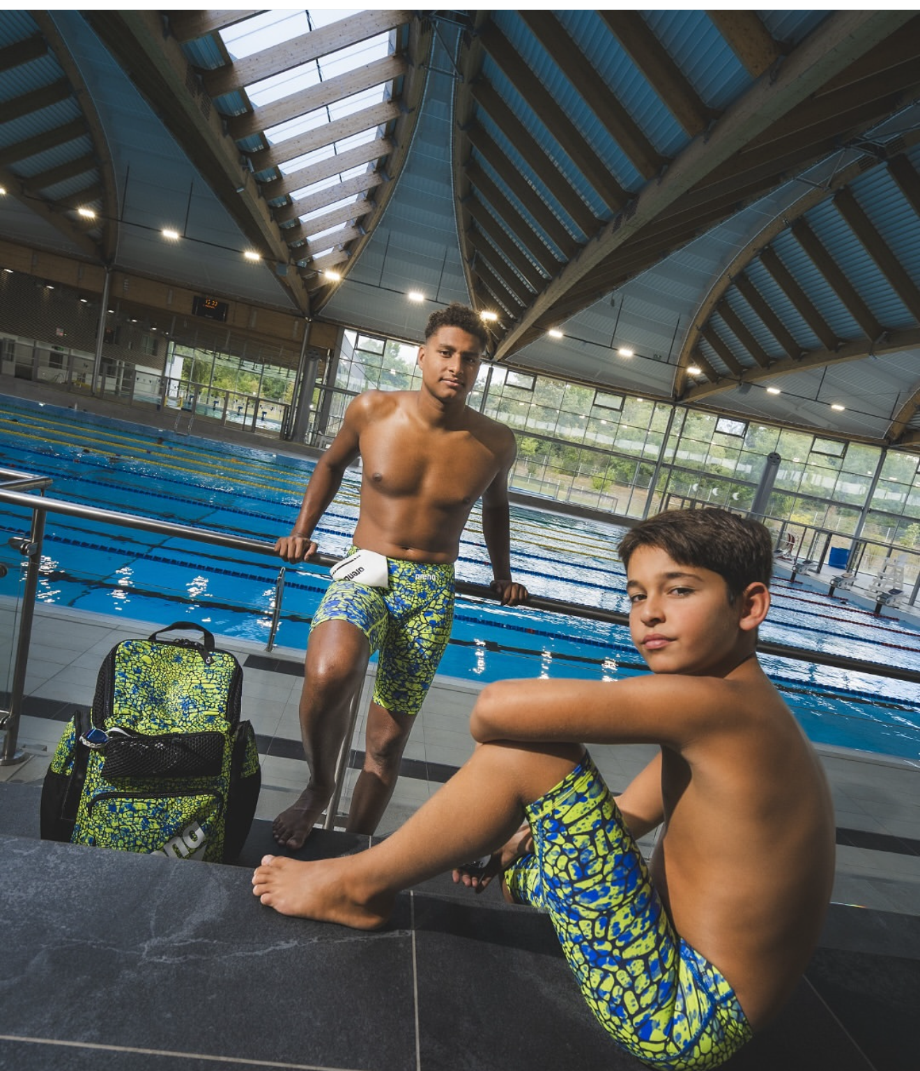 Nová limitovaná kolekcia Arena Snakeskin Pretekarské plavky a batoh